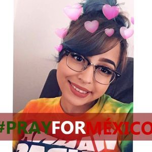 Meet your Posher, Elizabeth